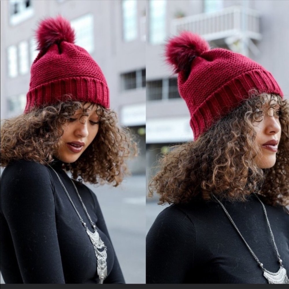 Super Soft & Comfy Red Beanie - Picture 1 of 3